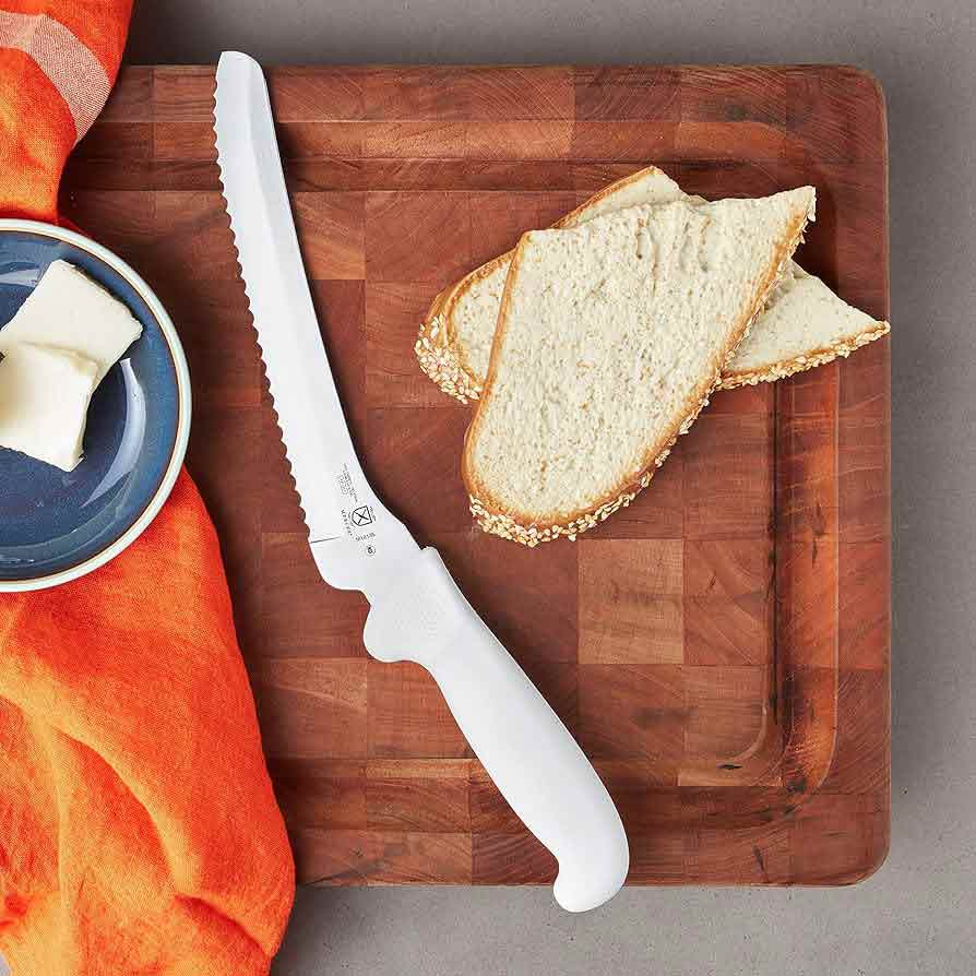Mercer-Culinary-Ultimate-White-8-Offset-Bread-Knife-